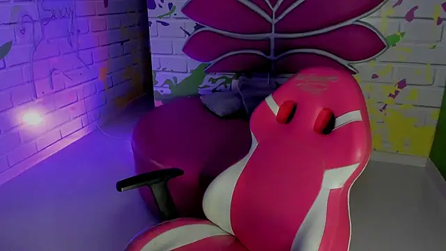 Snapshot of ValerySkinnyy chatting on January 11, 2026, 4:19 am ValerySkinnyy online show from January 11, 2026, 4:19 am