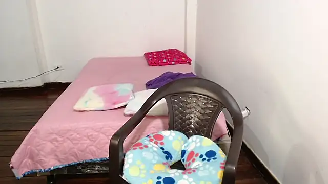  aslhey naughty online show from November 30, 2025, 9:32 am