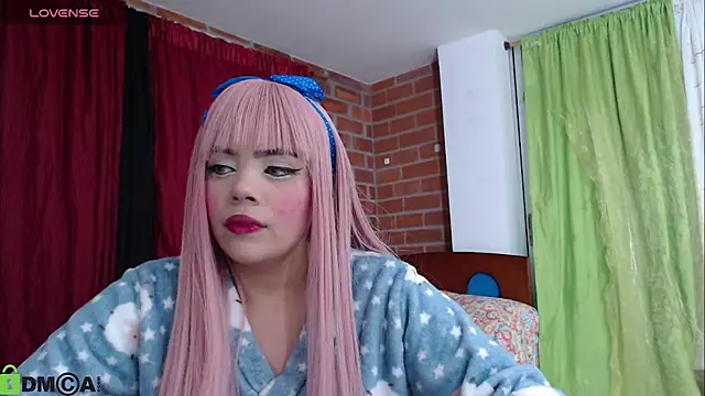 lesly evans1 online show from October 5, 2025, 12:01 am