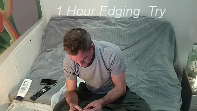 EdelHolz91 online show from November 16, 2025, 7:07 pm