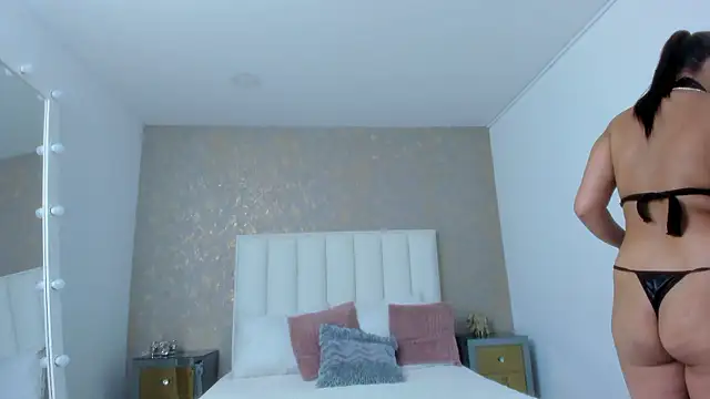 Snapshot of KaylieBrooks chatting on November 25, 2025, 7:25 pm KaylieBrooks online show from November 25, 2025, 7:25 pm