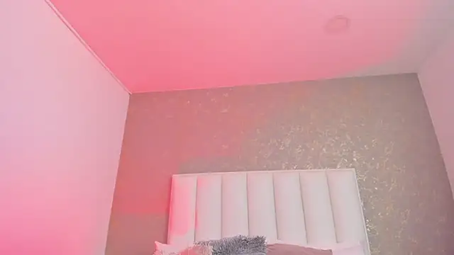 KaylieBrooks online show from January 5, 2026, 6:55 pm