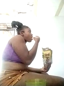 AgathaRusso online show from September 28, 2025, 8:38 pm
