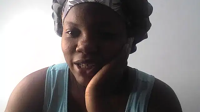 AgathaRusso online show from October 3, 2025, 8:27 am