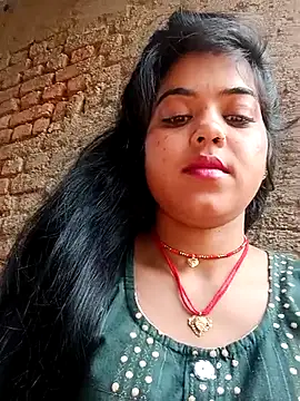 Yatiksha Beby online show from February 18, 2026, 4:32 am