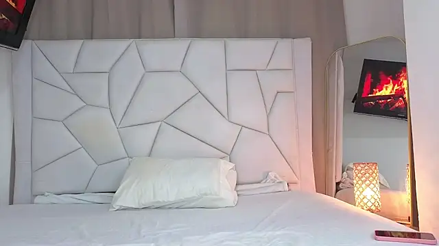 Paulaboterom online show from October 16, 2025, 4:15 pm