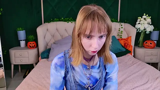 Beverly Gomes online show from October 24, 2025, 4:06 pm