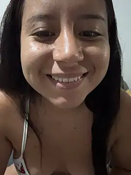 Alaia33200 online show from June 26, 2026, 2:28 am