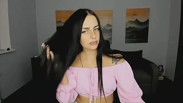 Kristina Mason online show from September 11, 2025, 12:05 pm