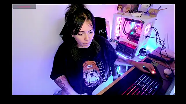 PinkDenial online show from February 22, 2026, 5:32 am