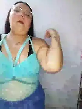 daniza2200 online show from September 21, 2025, 11:43 pm