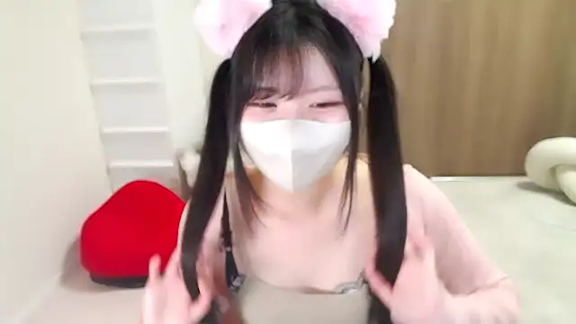 moka-neko online show from October 18, 2025, 11:34 am