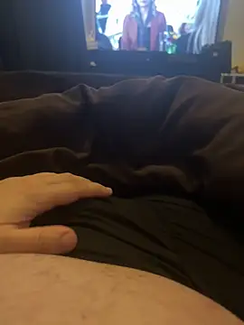 Snapshot of Badking9377 chatting on October 17, 2025, 5:48 pm Badking9377 online show from October 17, 2025, 5:48 pm