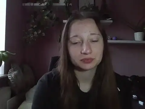 LindaPretty online show from September 29, 2025, 6:20 am