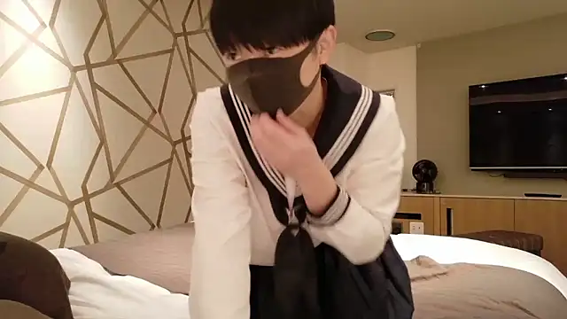 shin brief online show from December 18, 2025, 2:32 pm