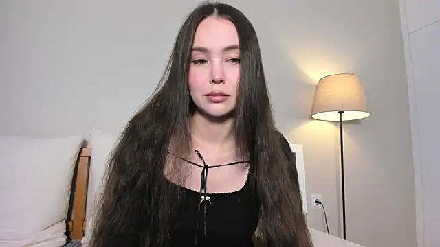 kittyphoria online show from October 5, 2025, 6:04 am