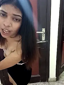 Khushi-Chaudhary online show from September 17, 2025, 6:26 am