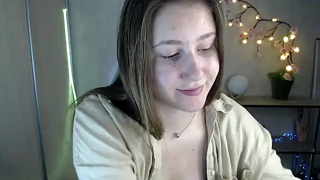 Snapshot of Milka_kamila chatting on May 21, 2026, 1:08 pm Milka kamila online show from May 21, 2026, 1:08 pm