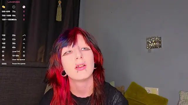 Snapshot of KandraCruser chatting on January 5, 2026, 8:12 pm KandraCruser online show from January 5, 2026, 8:12 pm