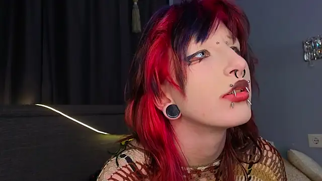 Snapshot of KandraCruser chatting on January 7, 2026, 8:25 pm KandraCruser online show from January 7, 2026, 8:25 pm