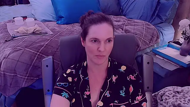 ninajaymes online show from February 28, 2025, 1:03 pm