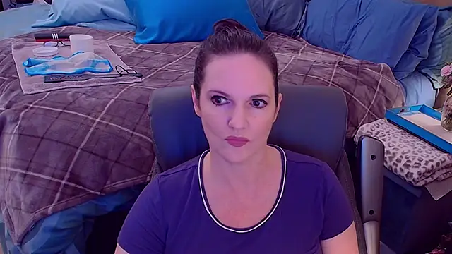 ninajaymes online show from September 25, 2025, 9:54 pm