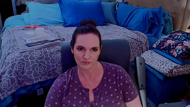 Snapshot of ninajaymes chatting on June 18, 2026, 9:42 pm ninajaymes online show from June 18, 2026, 9:42 pm