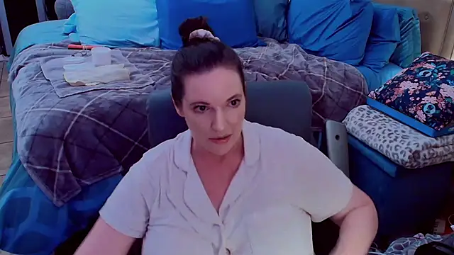 ninajaymes online show from June 8, 2026, 1:28 am
