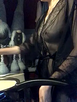 Snapshot of Karolina777Star chatting on October 17, 2025, 12:51 pm Karolina777Star online show from October 17, 2025, 12:51 pm