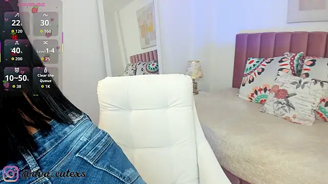 Snapshot of AvaScott_ chatting on November 27, 2025, 5:02 pm AvaScott online show from November 27, 2025, 5:02 pm