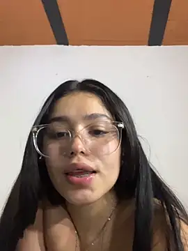 Snapshot of AvaScott_ chatting on November 18, 2025, 5:22 am AvaScott online show from November 18, 2025, 5:22 am