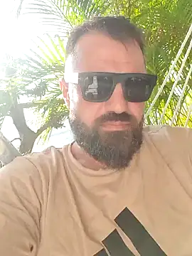 KstnSrg19 online show from October 17, 2025, 1:35 pm