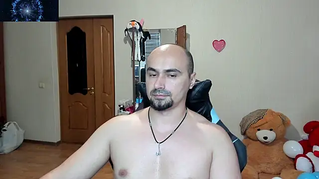 Snapshot of Gri_SH chatting on October 28, 2025, 12:04 pm Gri SH online show from October 28, 2025, 12:04 pm