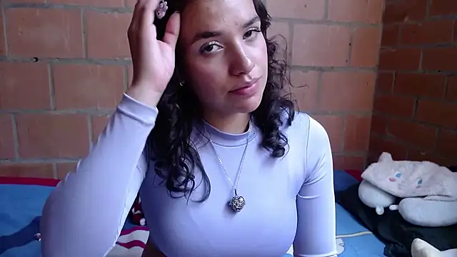 Lily Pregnant online show from September 17, 2025, 8:11 pm