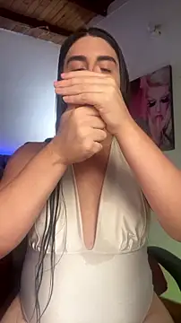 Snapshot of lola_diez chatting on July 4, 2026, 6:45 pm lola diez online show from July 4, 2026, 6:45 pm