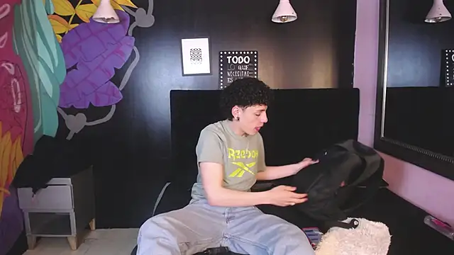 Axel rousex online show from October 16, 2025, 11:13 pm