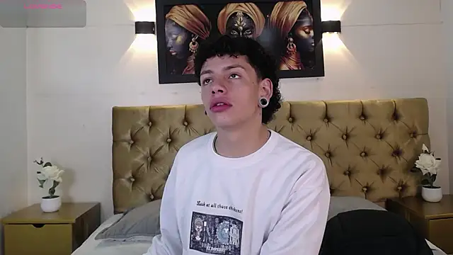 Axel rousex online show from October 7, 2025, 8:10 pm