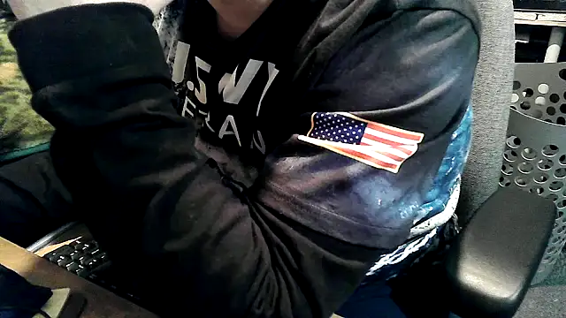 georgew62 online show from October 18, 2025, 11:18 pm