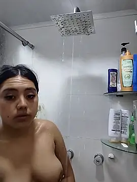 -Selene  online show from September 24, 2025, 10:55 am