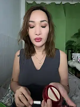 Snapshot of toni_0601 chatting on July 6, 2026, 1:01 am toni 0601 online show from July 6, 2026, 1:01 am