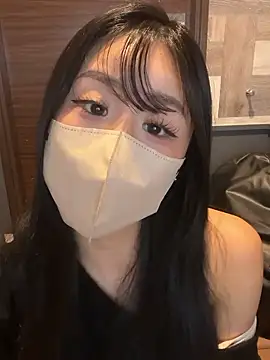 Ema-- online show from October 19, 2025, 10:07 am