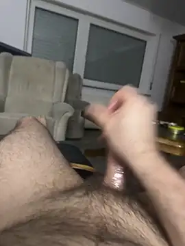 flamur albania online show from December 20, 2025, 4:10 pm