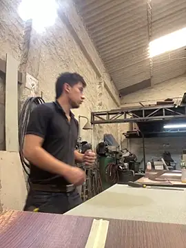 True Di online show from December 20, 2025, 2:42 pm