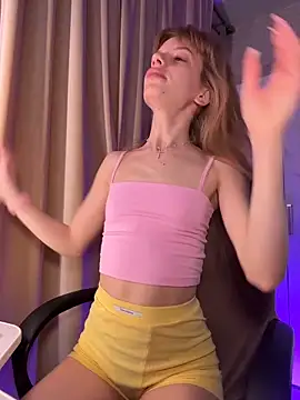 mari  papi online show from April 1, 2026, 4:59 pm