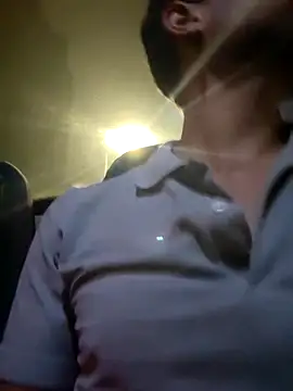 Snapshot of DanteWinter chatting on December 4, 2025, 2:21 am DanteWinter online show from December 4, 2025, 2:21 am