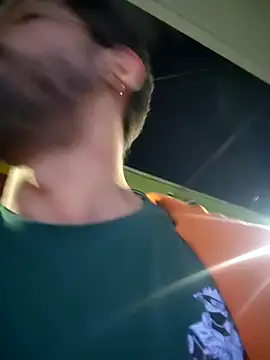 Snapshot of DanteWinter chatting on December 18, 2025, 2:16 am DanteWinter online show from December 18, 2025, 2:16 am