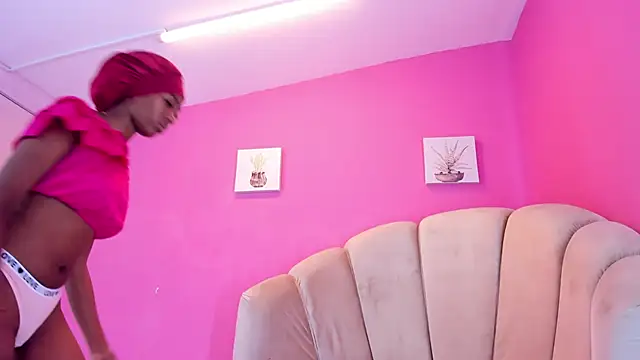 MarianRosse online show from October 9, 2025, 5:35 pm