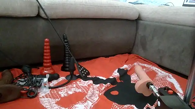 denisboyfucktoy online show from April 3, 2026, 8:43 am