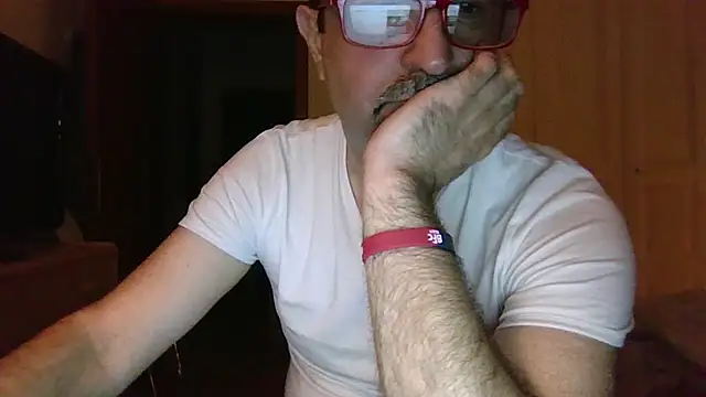 Snapshot of max_im69 chatting on June 25, 2026, 8:58 pm max im69 online show from June 25, 2026, 8:58 pm