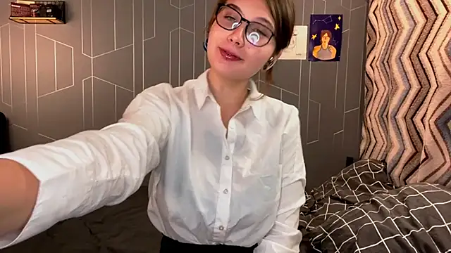 Pinkicookiee online show from September 20, 2025, 3:39 pm